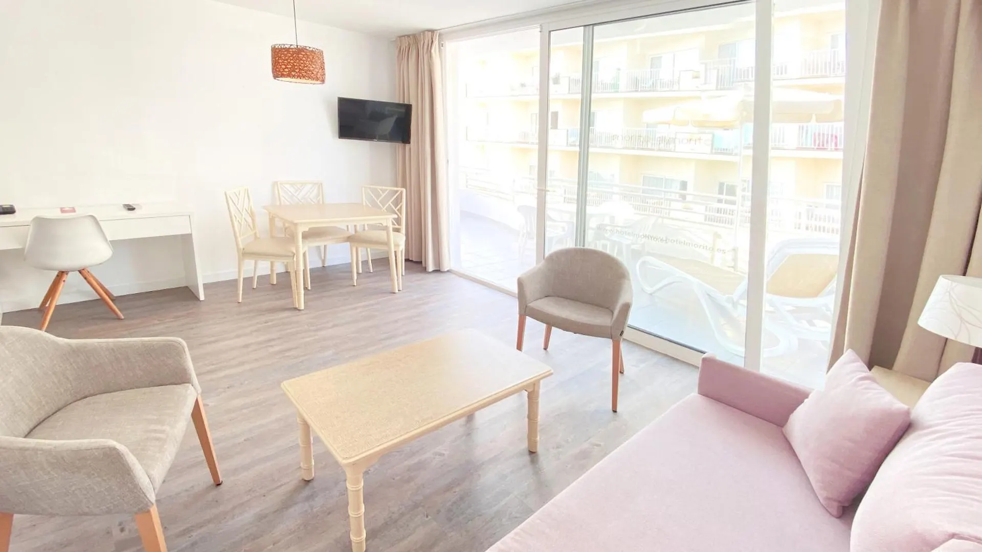 Apartamentos Morito Beach Cala Millor  Aparthotel